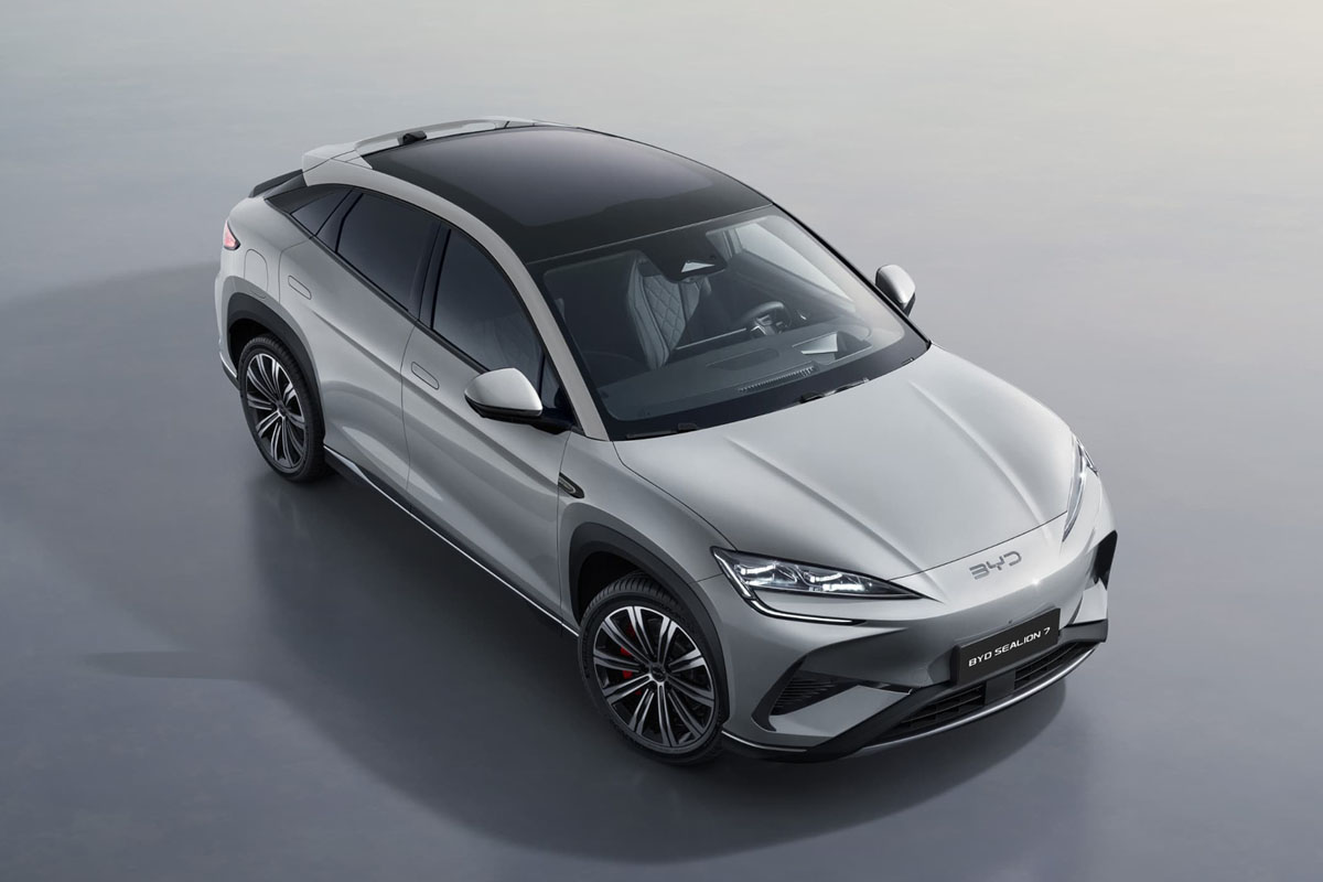 BYD Sealion 7 Premium EV SUV with Ocean Design