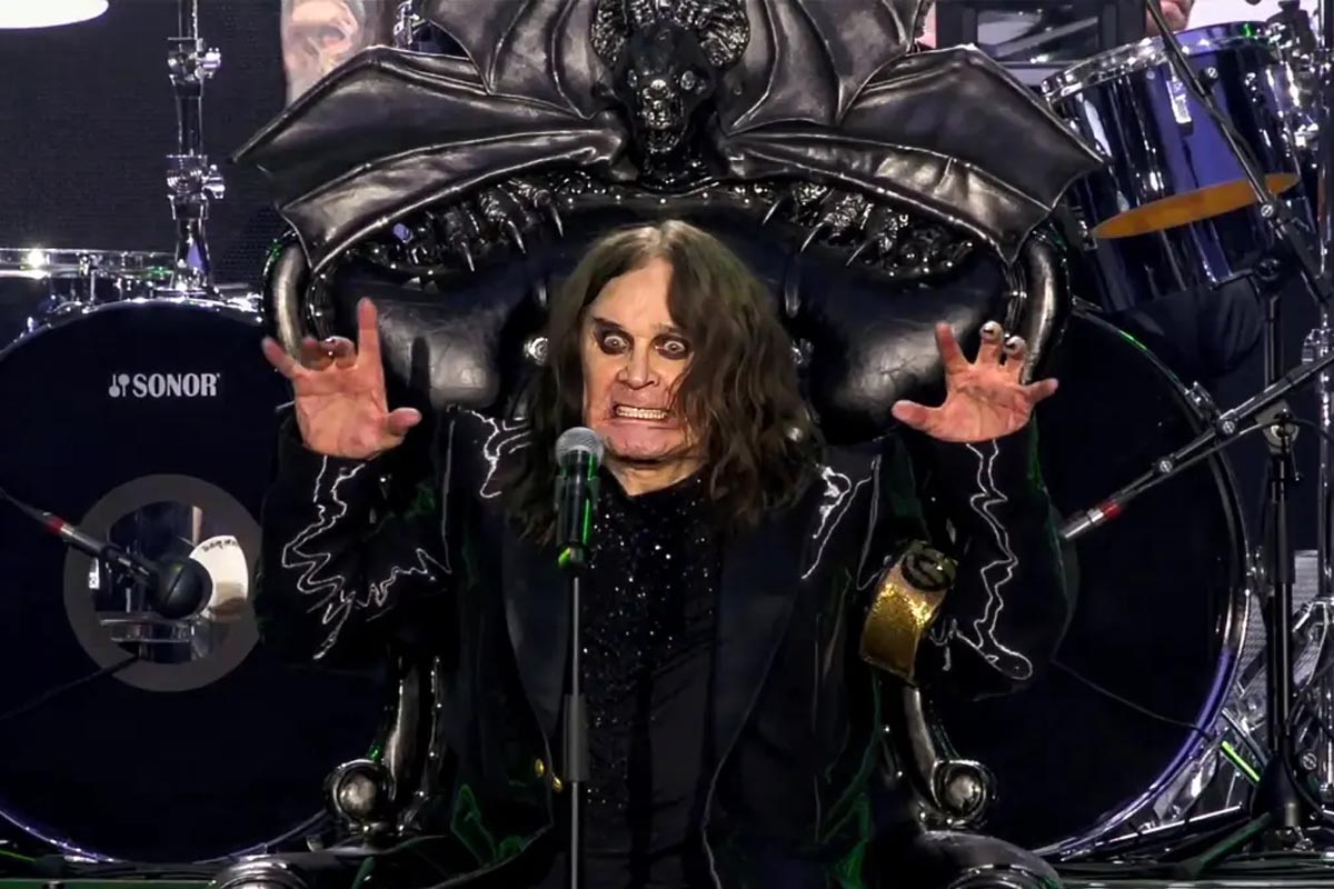 Ozzy Osbourne, Metal Legend, Dies at 76 4.8 (4)