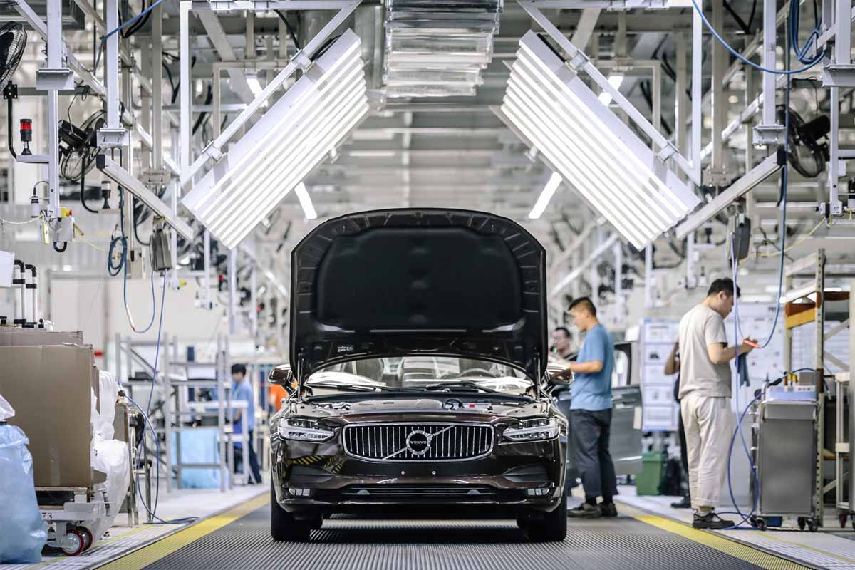 Volvo Cuts 3,000 Jobs Globally Amid Rising Tariff Pressure 5 (1)