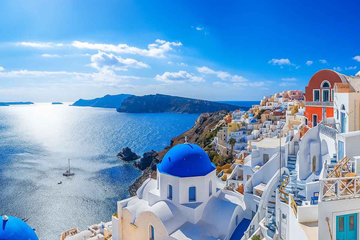 visit santorini greece skippercity