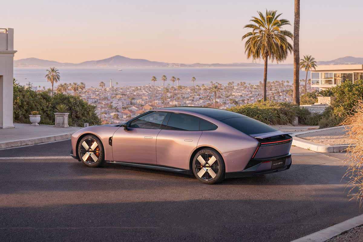 XPENG P7 Electric Sedan: China’s Tesla 3 Killer? 3.9 (11)